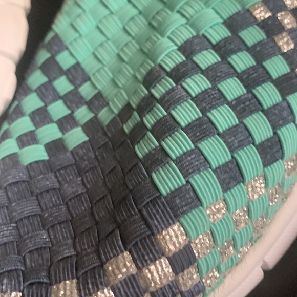 NWOT Confortview shoes for walking NWOT - Picture 4 of 7